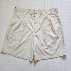 New Perry Ellis Golf Shorts Mens Size 42 Beige‎ Microfiber Performance NWT